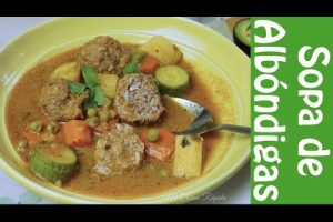 Sopa de Albóndigas: Deliciosas Recetas Caseras